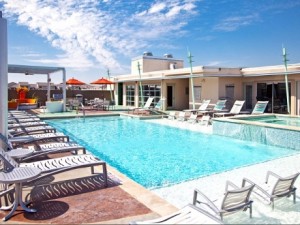 Allegro Addison Circle Apartments Pool