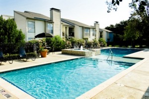 Wyndward Addison Apartment Pool