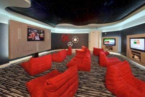 Savoye Apartments Gameroom