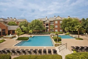Camden Addison Apartments Pool