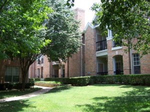 Waterford Court Apartments