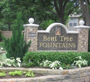 Bent Tree Fountains Apartment Sign