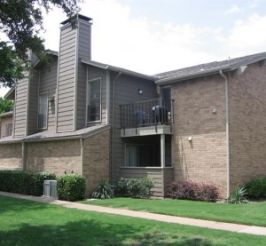 Bent Tree Oaks Apartment View 1