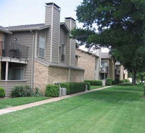 Bent Tree Oaks Apartment View