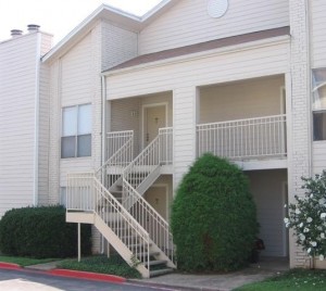 Garden Oaks Apartment View 4