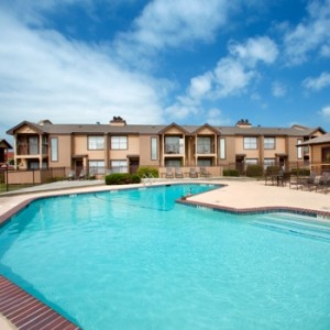 Glenwood and Springhaven on Spring Valley Apartment Pool