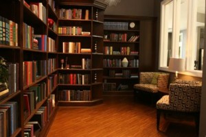 Prairie Crossing Apartment Library