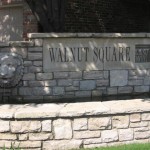Walnut Square Apartment Sign